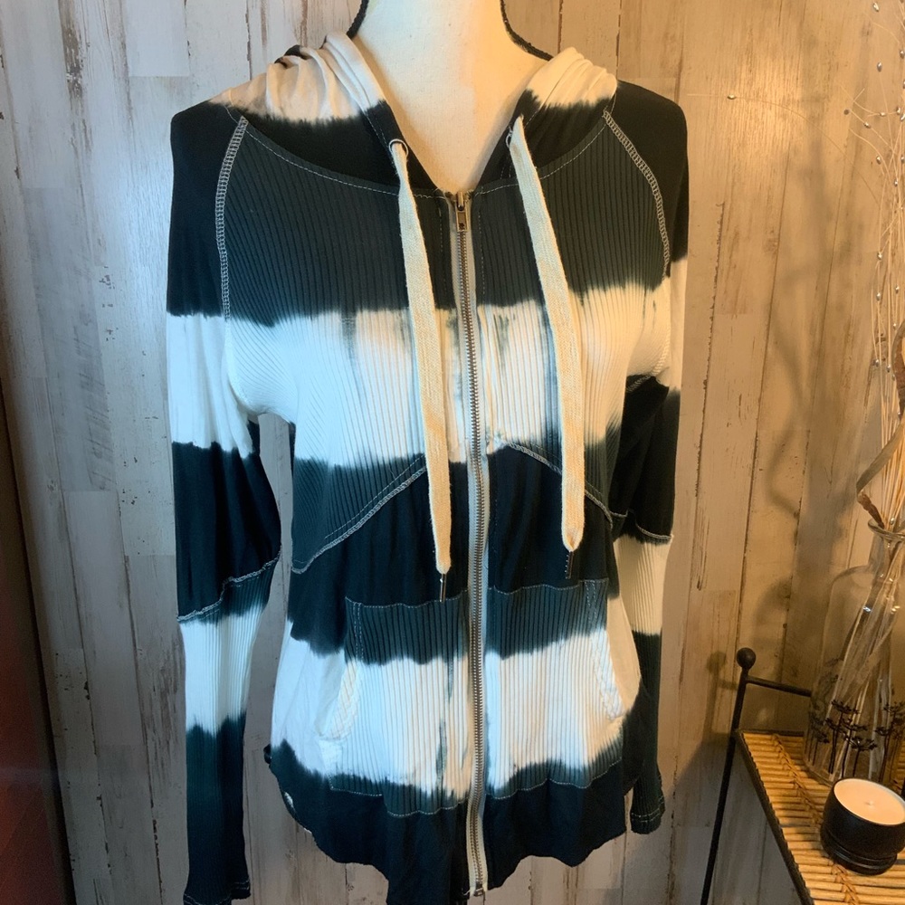 POL Black and White Tie-Dye Ribbed Zip Hoodie